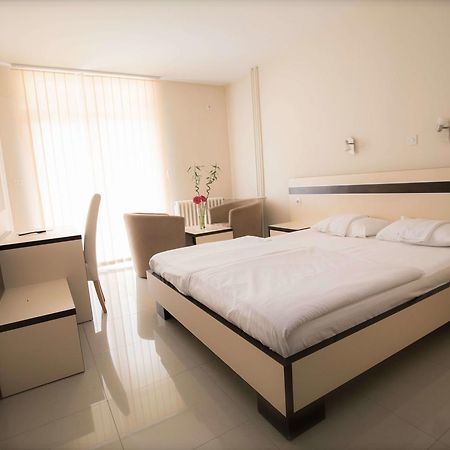 Hotel Zelengora ฟอชา ภายนอก รูปภาพ