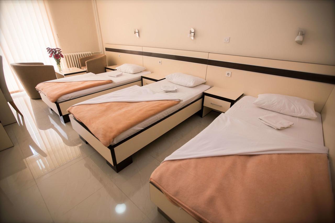 Hotel Zelengora ฟอชา ภายนอก รูปภาพ