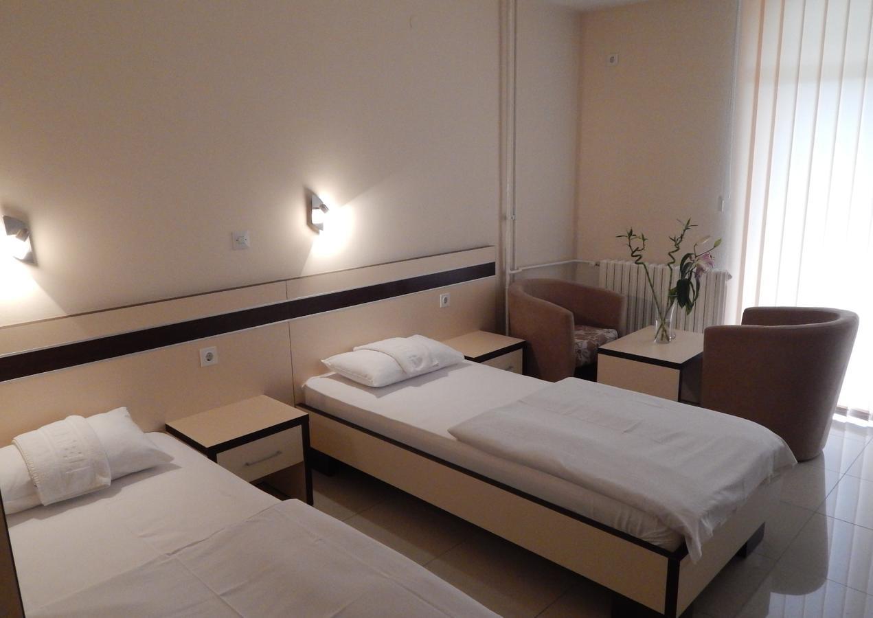 Hotel Zelengora ฟอชา ภายนอก รูปภาพ